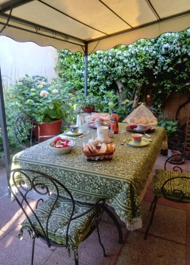 Bed And Breakfast Di Manu Taglio di Po 外观 照片
