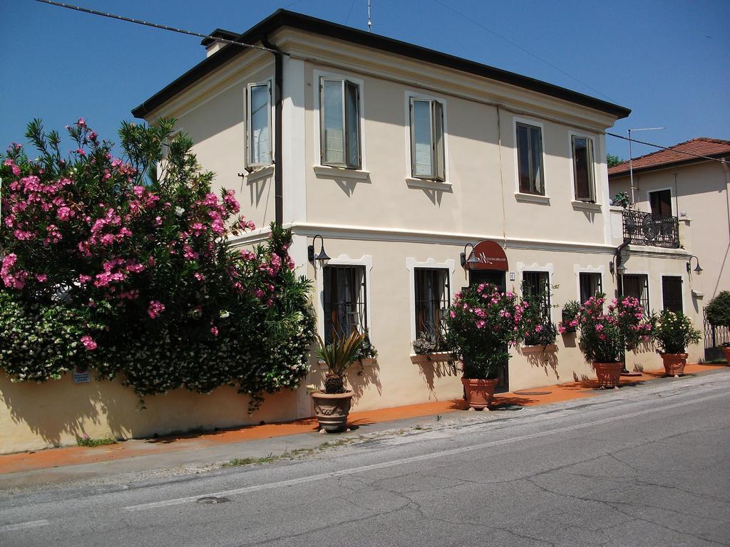 Bed And Breakfast Di Manu Taglio di Po 外观 照片
