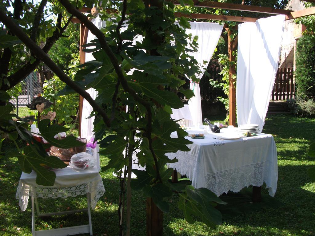Bed And Breakfast Di Manu Taglio di Po 外观 照片